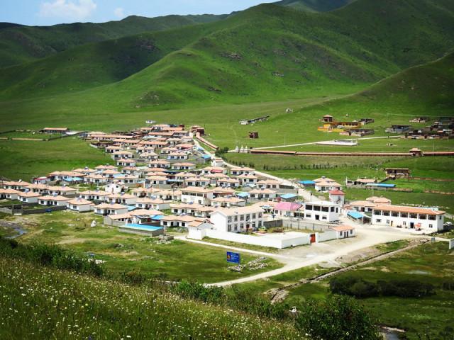 现实版乌克兰地图与官方版乌克兰地图有哪些不同？游戏画面